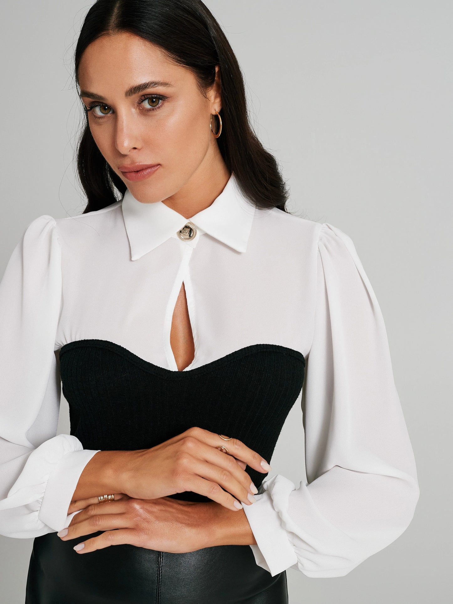 Two-toned corset blouse with ribbing